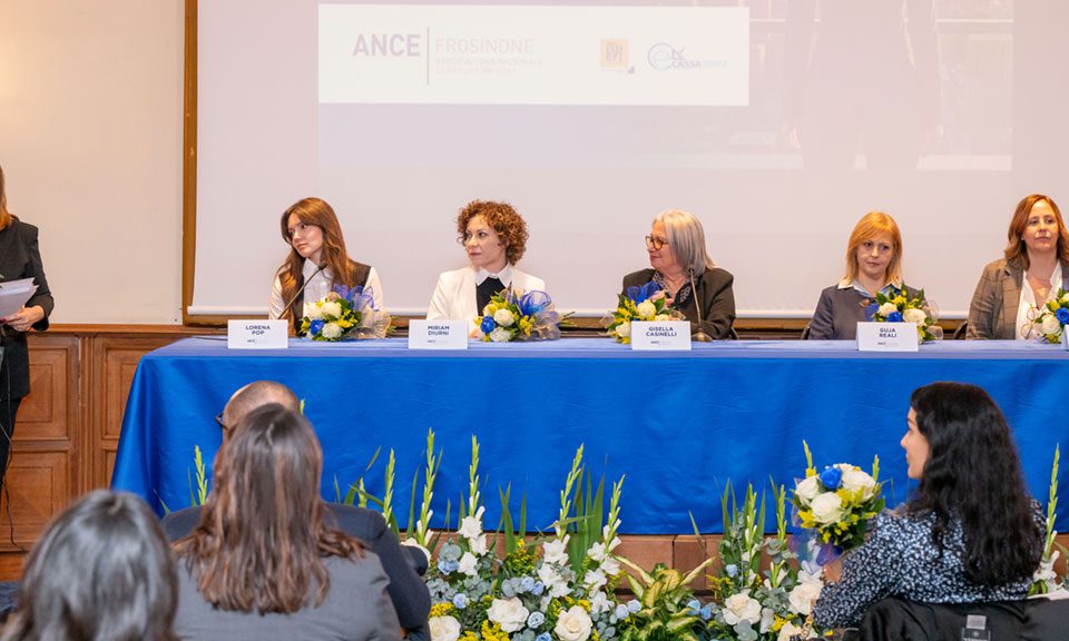 donne che costruiscono